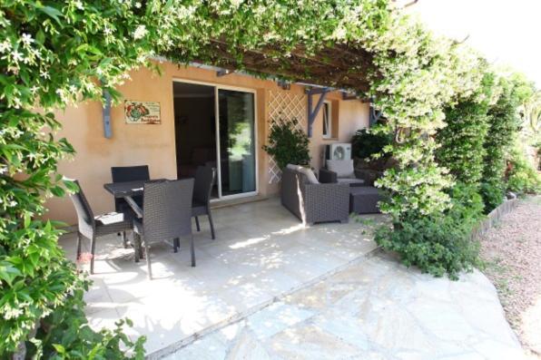 Villa Mimosa Фавоне Екстериор снимка