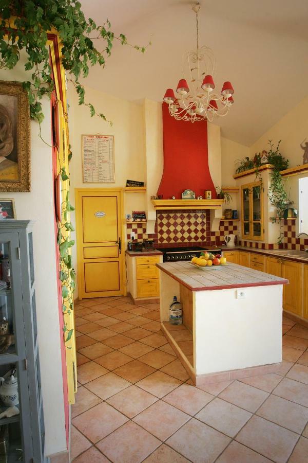 Villa Mimosa Фавоне Екстериор снимка